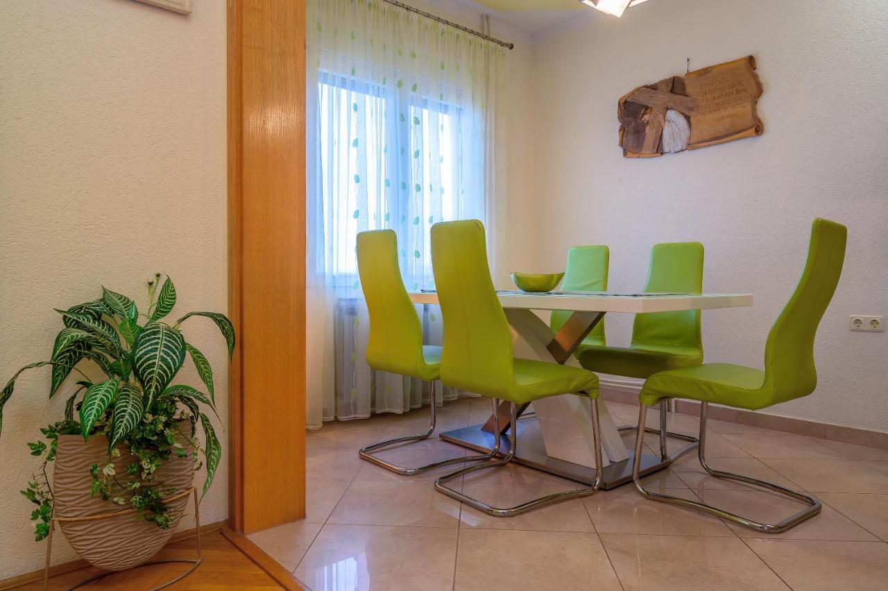 Apartments Juric Podstrana Exterior foto