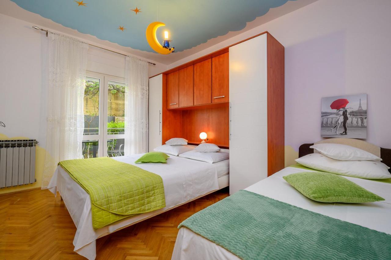 Apartments Juric Podstrana Exterior foto