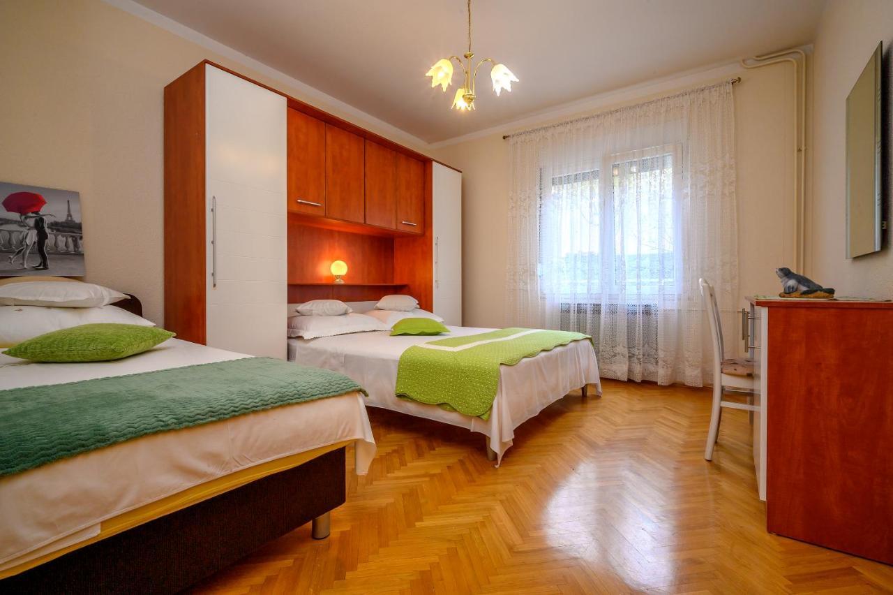 Apartments Juric Podstrana Exterior foto