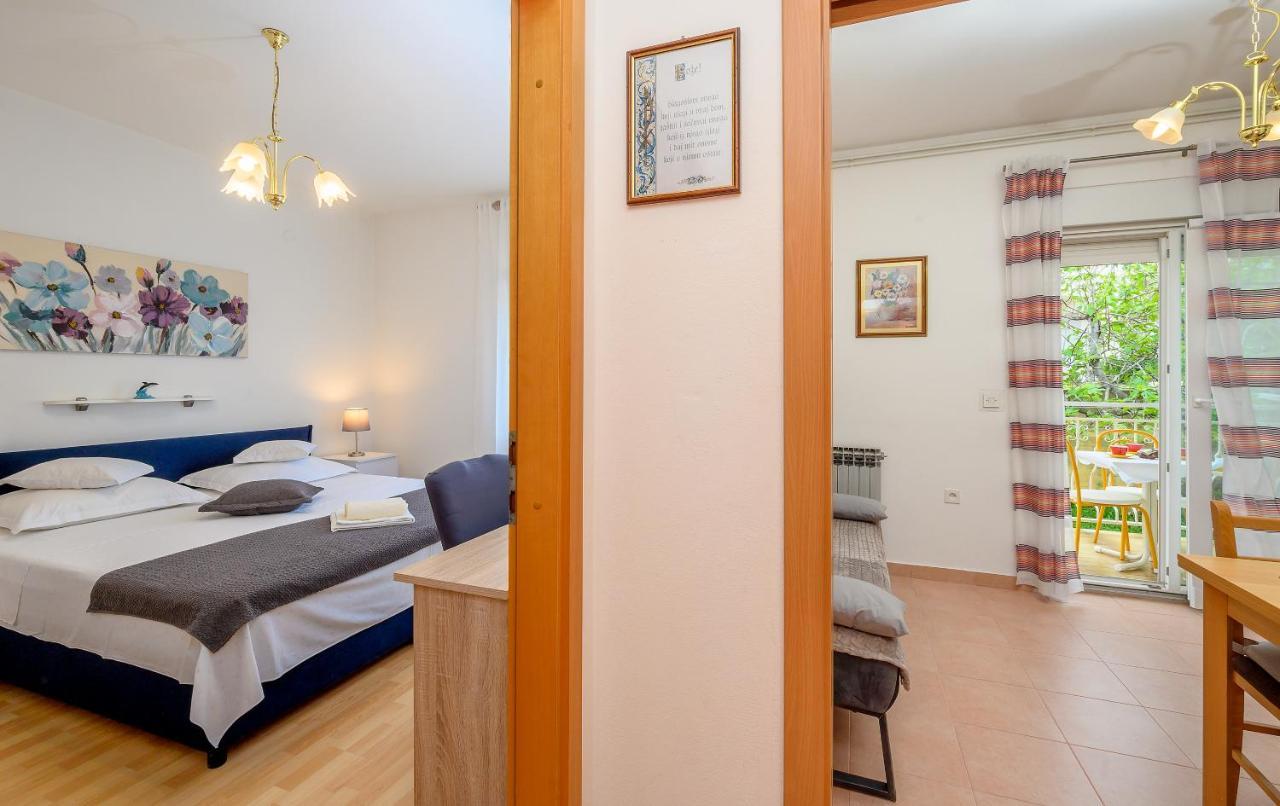 Apartments Juric Podstrana Exterior foto