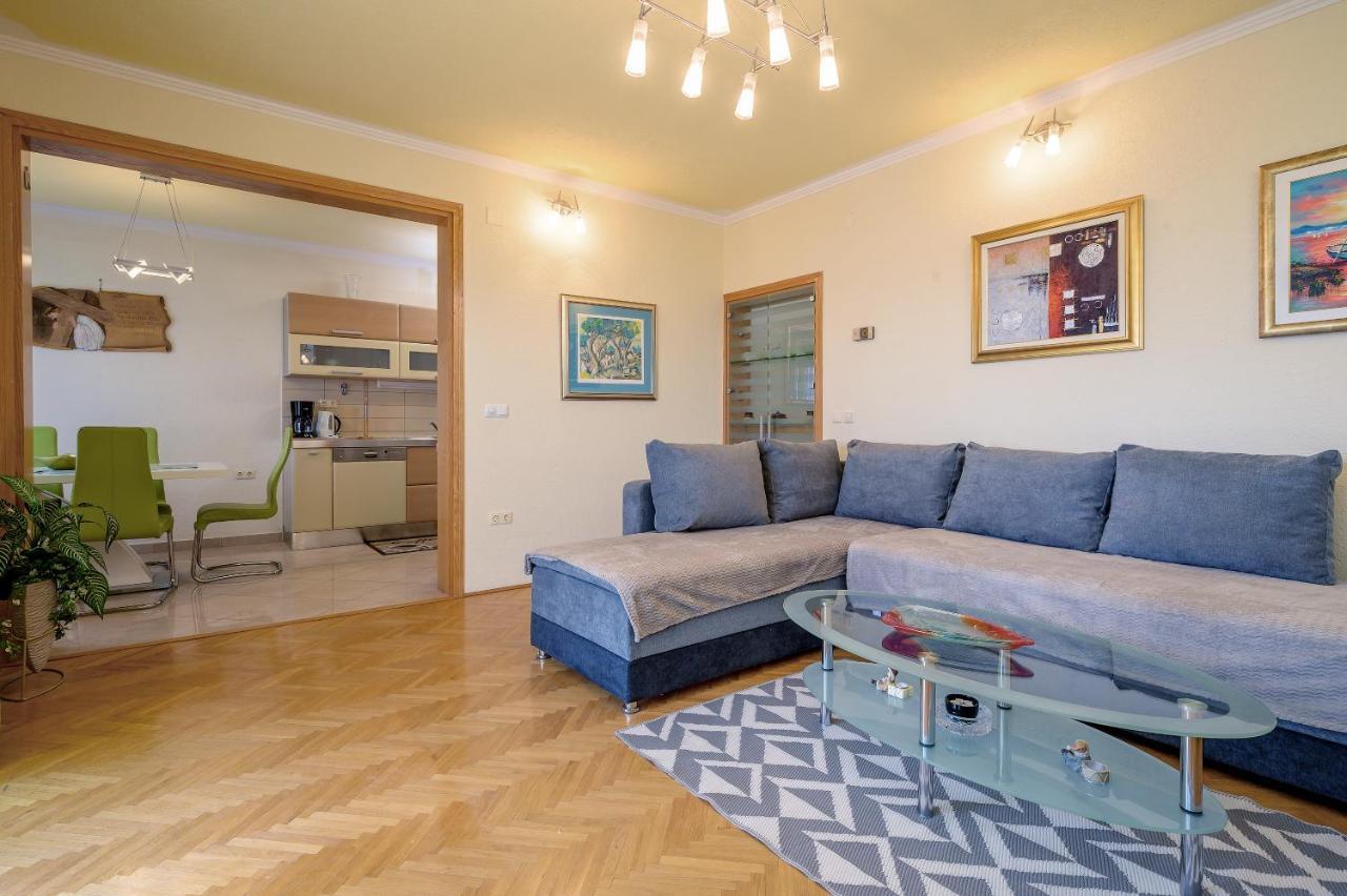 Apartments Juric Podstrana Exterior foto