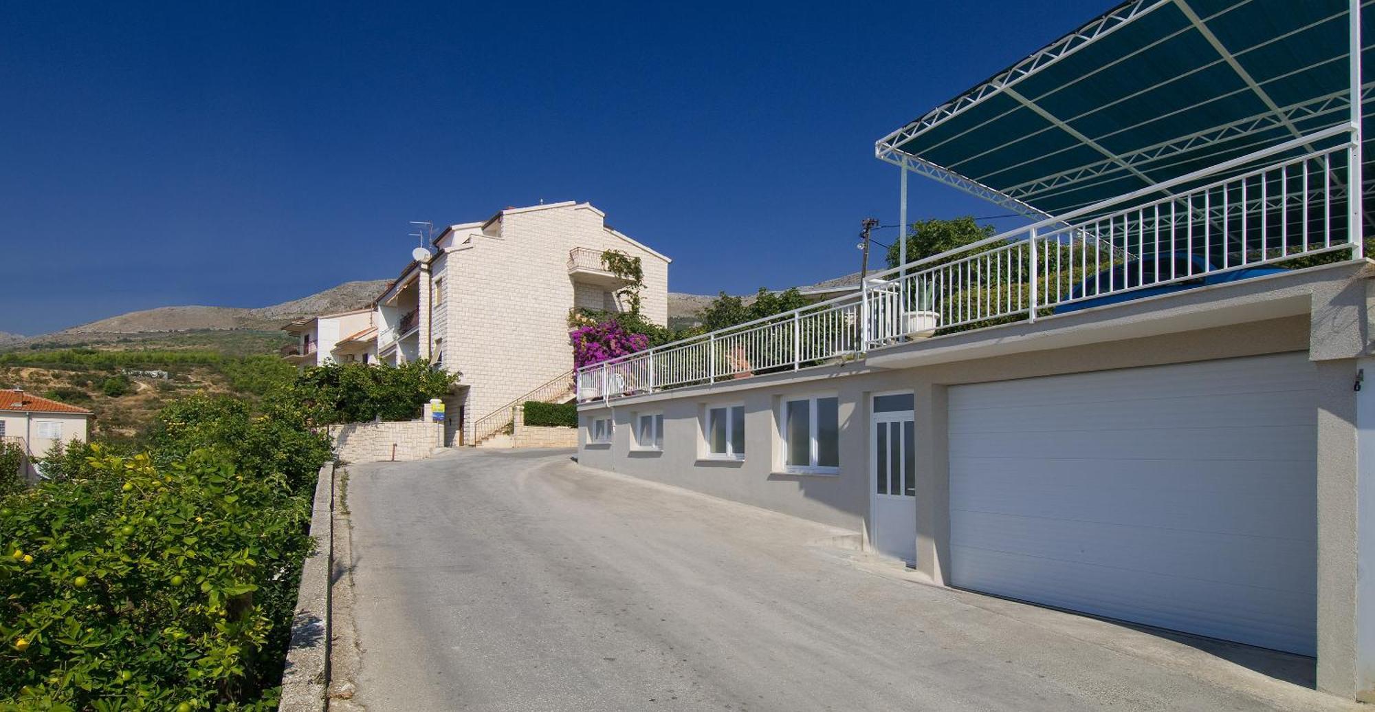 Apartments Juric Podstrana Exterior foto